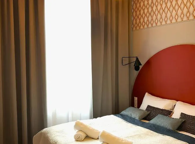 Chill Old Town & Wawel Hill By Vistula River - By Homelike *